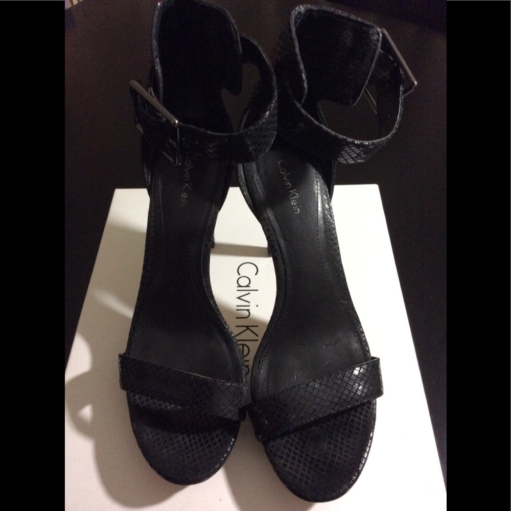 Ankle strap black high heel sandals